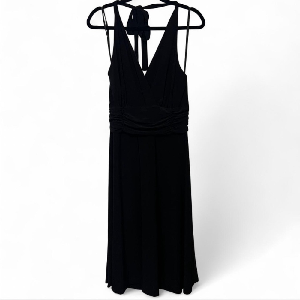 Karin Stevens‎ Black Backless Dress With Tie Back Detail. Size 12
0631